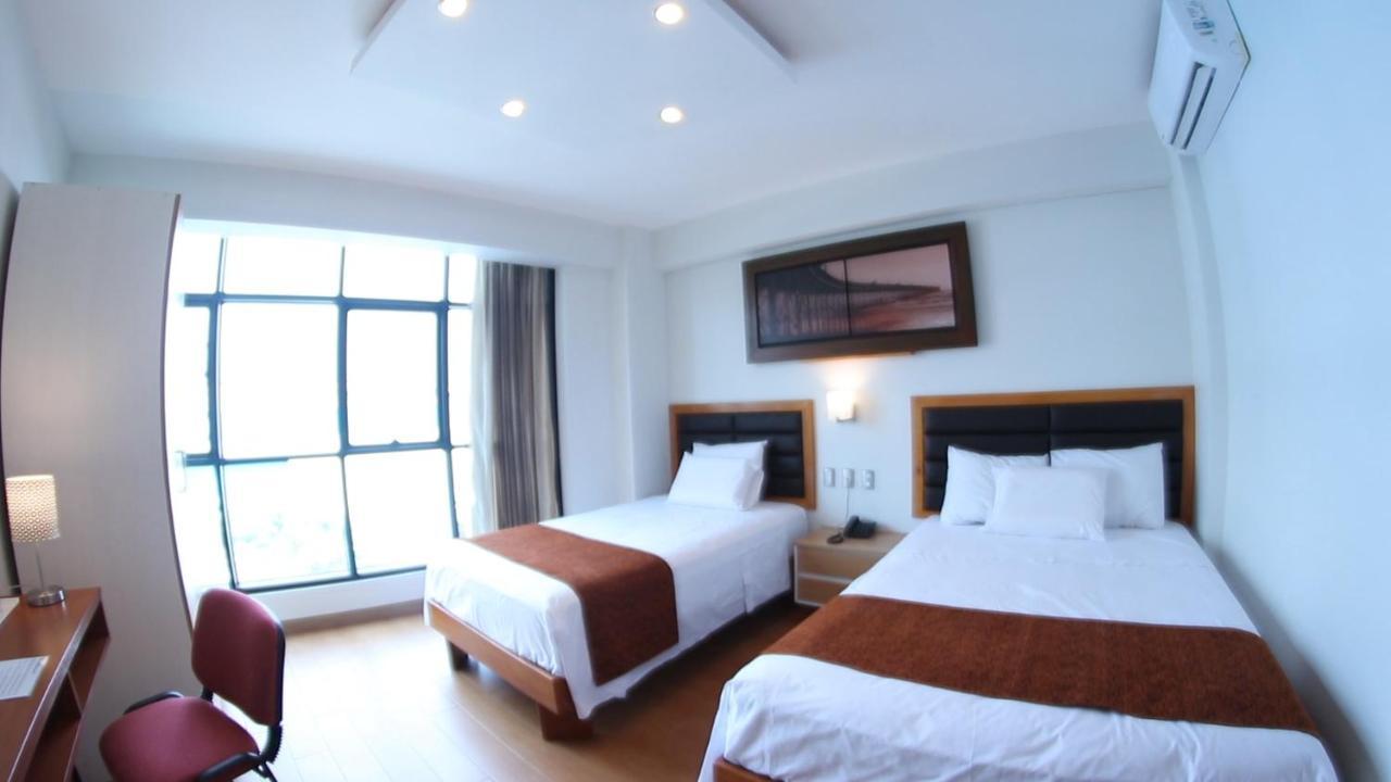 Hotel Ottavis تشيكلايو المظهر الخارجي الصورة