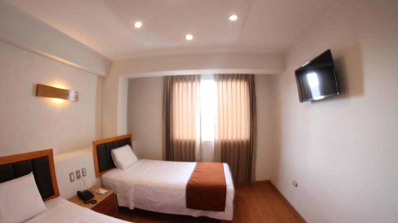 Hotel Ottavis تشيكلايو المظهر الخارجي الصورة